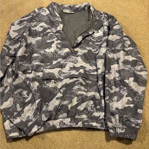 Reebok Men's Gray Camo Windbreaker